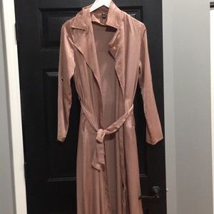 Mauve pink duster